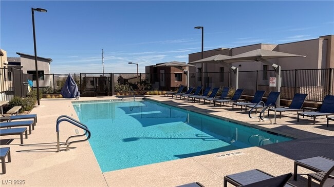 600 N Carriage Hill Dr in Las Vegas, NV - Building Photo - Building Photo