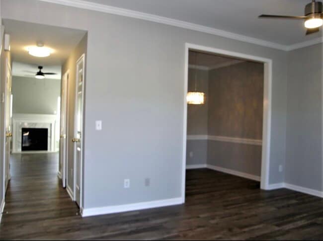 76 Gr-Pd-51 in Greer, SC - Building Photo - Building Photo