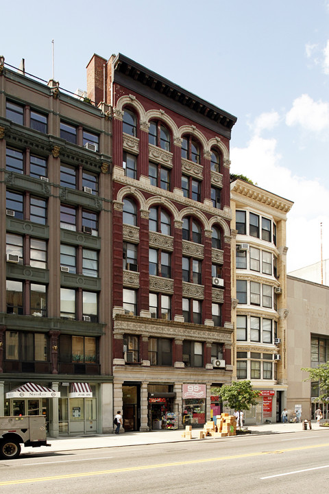 246 W 23rd St in New York, NY - Foto de edificio