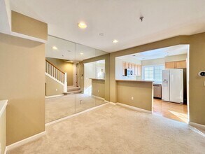 2060 132nd Ave SE in Bellevue, WA - Building Photo - Building Photo