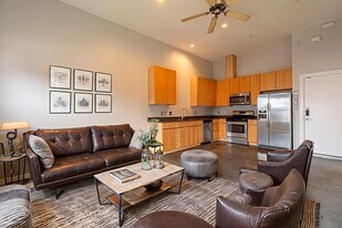 6000 S Congress Ave in Austin, TX - Building Photo