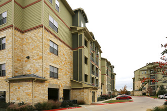 Creekside Villas Senior Village in Buda, TX - Building Photo - Building Photo