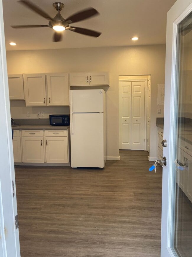 2125 Liliha St in Honolulu, HI - Building Photo - Building Photo