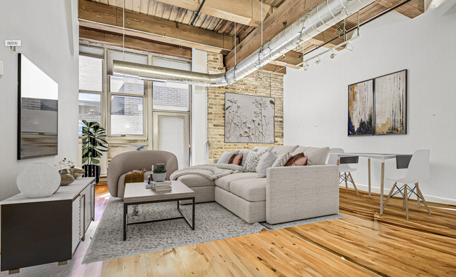 1500 W Monroe St, Unit 117 in Chicago, IL - Building Photo - Building Photo
