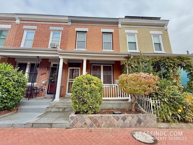 2011 4th St NW in Washington, DC - Building Photo - Building Photo