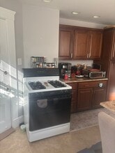 58 Wright St in Stoneham, MA - Building Photo - Building Photo