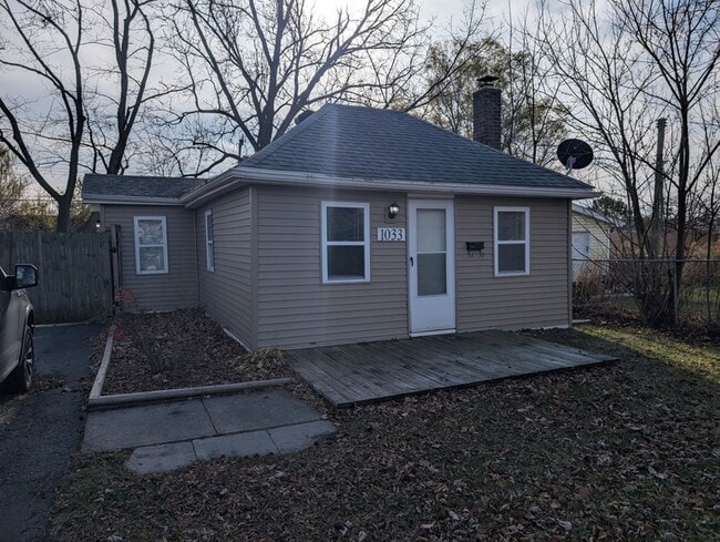 property at 1033 LaSalle Ave