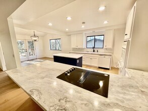 17675 Foxtail Dr in Penn Valley, CA - Building Photo - Building Photo
