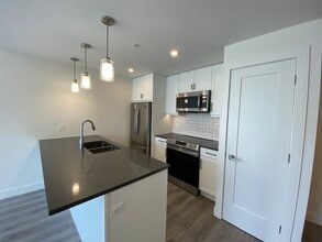 119 Haliburton St in Nanaimo, BC - Building Photo - Building Photo