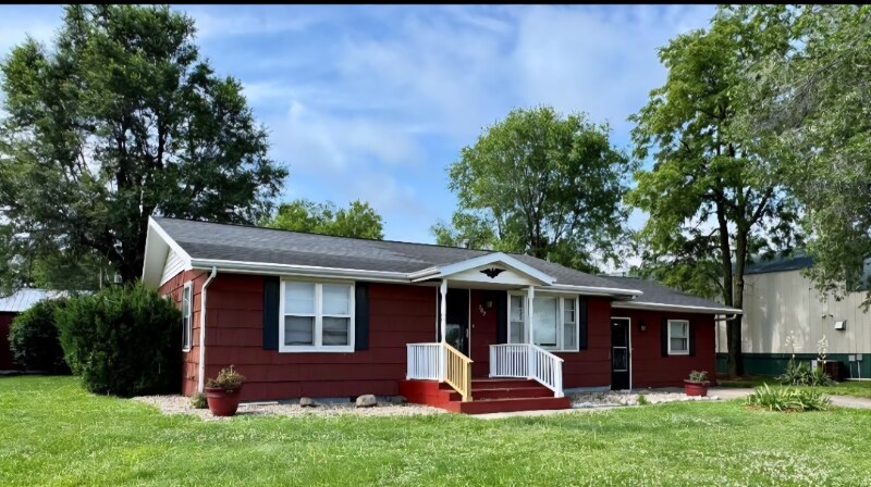 707 W Elizabeth St in Kirksville, MO - Building Photo