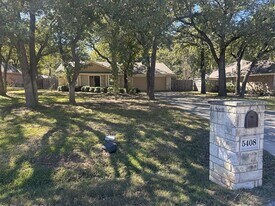5408 Cortez Dr in Granbury, TX - Building Photo
