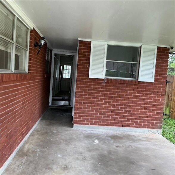5008 Academy Dr in Metairie, LA - Building Photo - Building Photo
