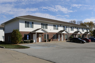 Providence Court Apartments in Columbia, MO - Building Photo - Building Photo