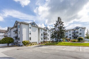 17695 58 Av in Surrey, BC - Building Photo