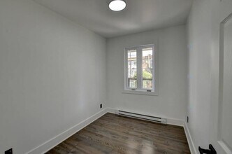 8807 Verville Rue in Montréal, QC - Building Photo - Building Photo