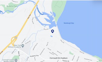 301 Shore Road, Unit 2 in Cornwall On Hudson, NY - Building Photo