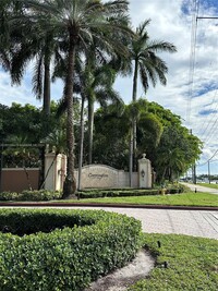 4808 N State Rd 7 in Coconut Creek, FL - Foto de edificio - Building Photo