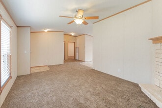 202 Wild Flower Dr in Gun Barrel City, TX - Building Photo - Building Photo