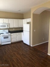 6677 Pendle Priory Ave in Henderson, NV - Building Photo - Building Photo