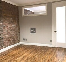 MOTT ST., Unit 15 in New York, NY - Foto de edificio - Building Photo