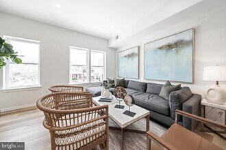 750 19th St NE in Washington, DC - Building Photo - Building Photo