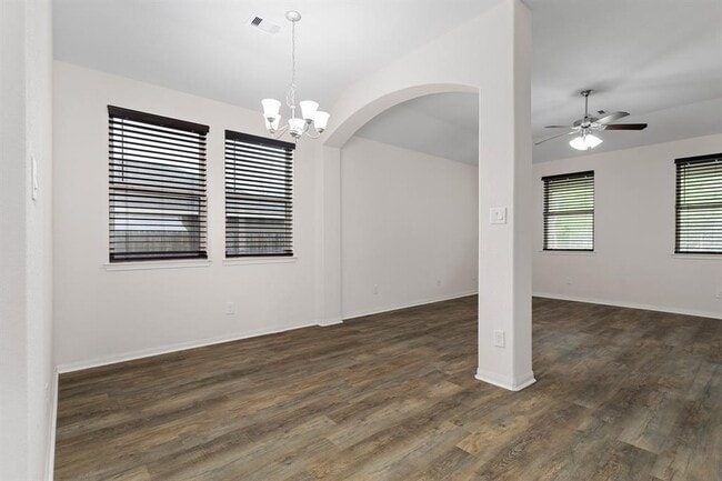 24585 Meath St in Hempstead, TX - Building Photo - Building Photo