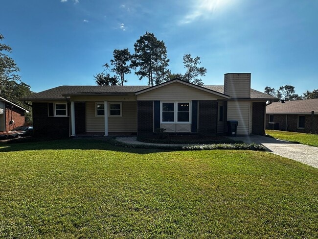 property at 2139 Kingsley Ct