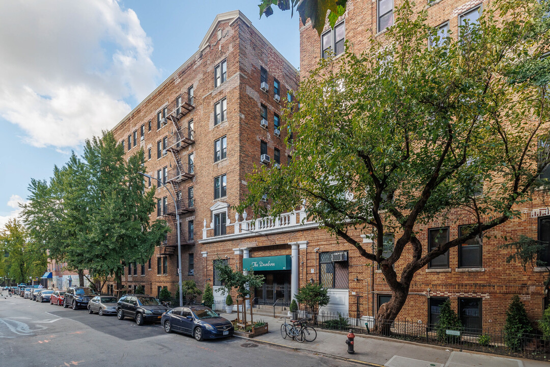 The Dearborn in Brooklyn, NY - Foto de edificio