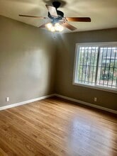 9334 S 6th Ave in Inglewood, CA - Foto de edificio - Building Photo