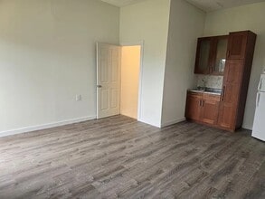 15121 SW 159th St in Miami, FL - Building Photo - Building Photo