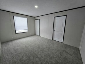 415 Romeo Dr in Lakeville, MN - Building Photo - Building Photo