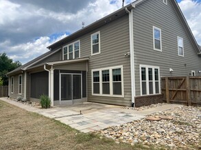 302 Glencairn Ct in Simpsonville, SC - Building Photo - Building Photo