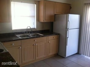 920 Andalusia Blvd in Cape Coral, FL - Building Photo - Building Photo
