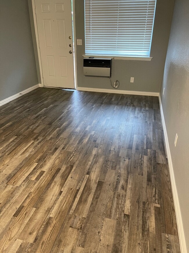 The Texan in Irving, TX - Foto de edificio - Building Photo