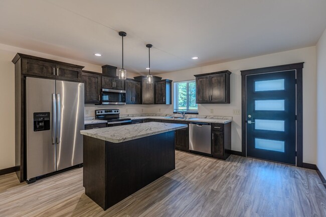 property at 1157 St Andrews Dr