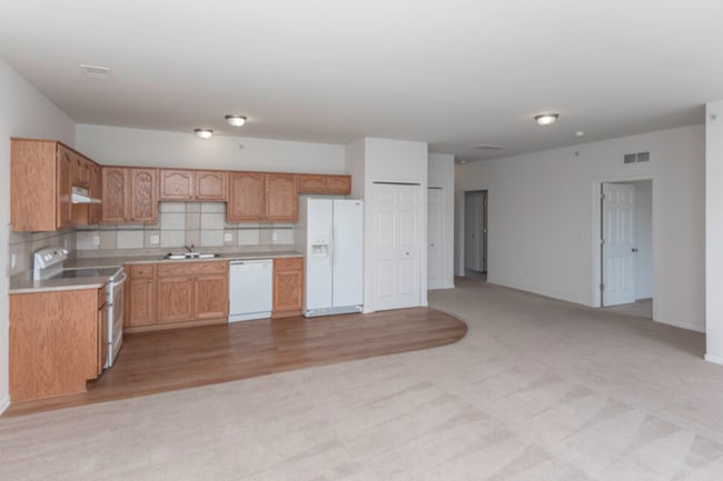 14070 Webster Dr in Shelby Township, MI - Building Photo - Building Photo