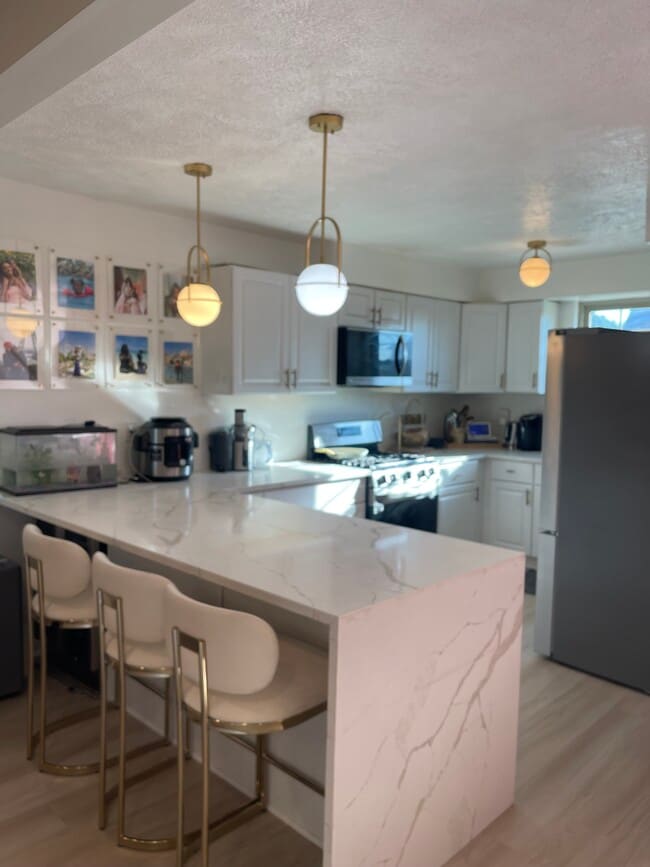 property at 1197 Pine Hollow Rd