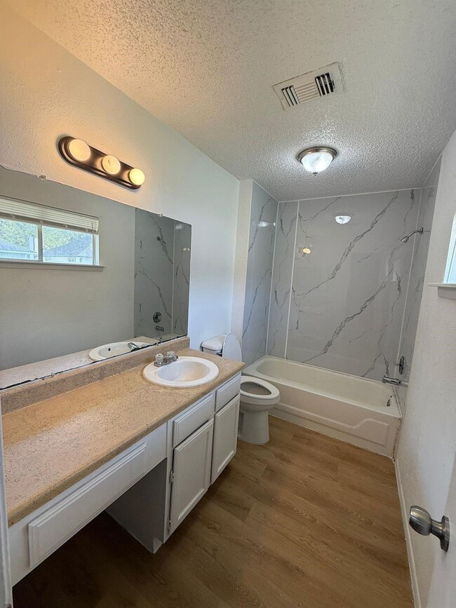 property at 812 Jefferson Ave