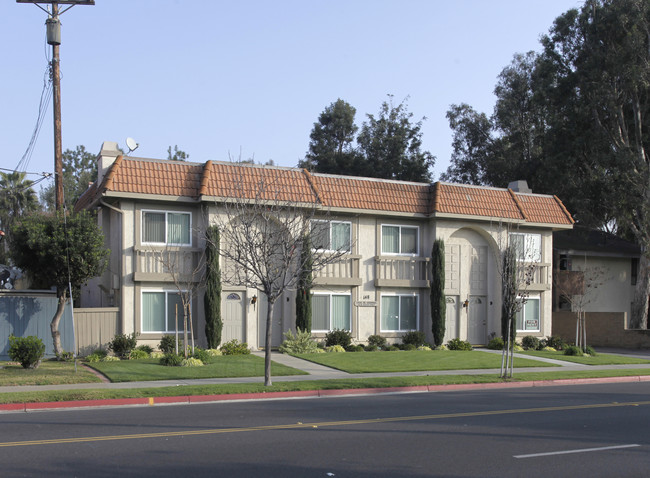 148 W Wilson St in Costa Mesa, CA - Foto de edificio - Building Photo