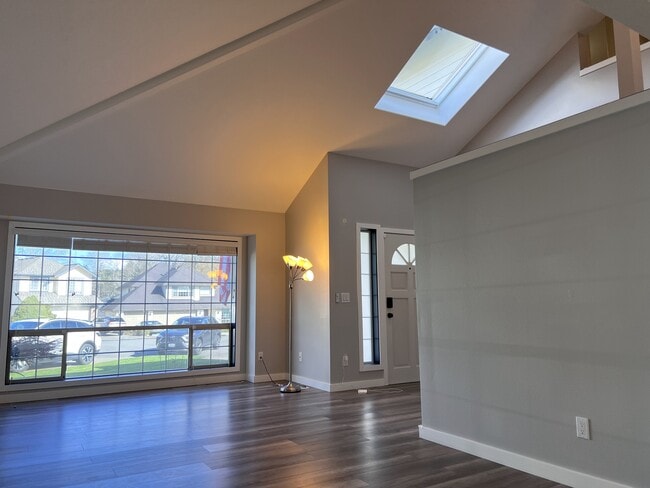 27037 111th Ct SE in Kent, WA - Building Photo - Building Photo