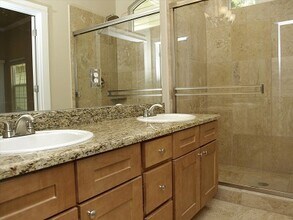 5308 Duval St in Austin, TX - Foto de edificio - Building Photo