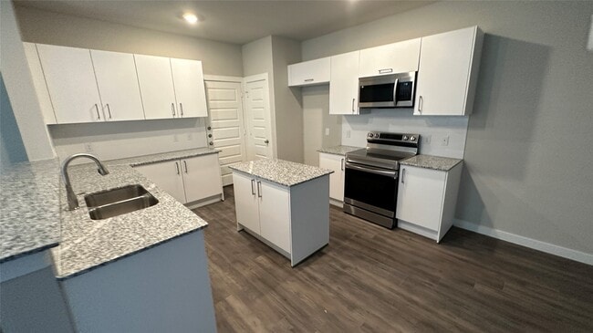 property at 9812 Grosbeak Ln