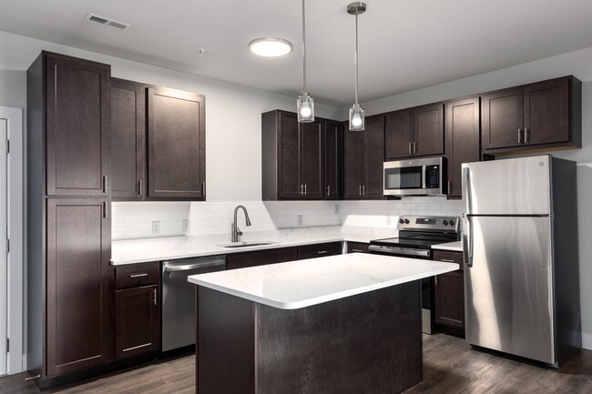Piazza on West Pine in St. Louis, MO - Building Photo - Building Photo
