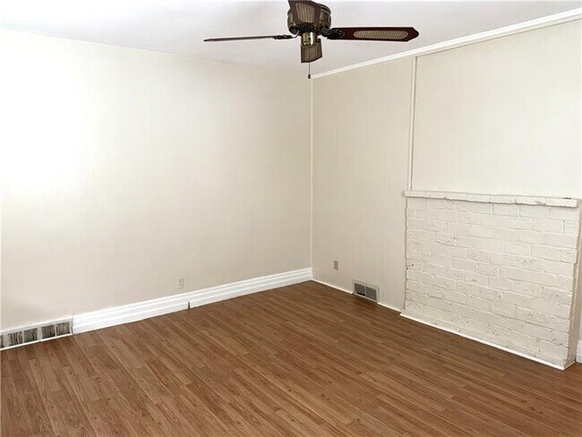 507 N 6th St in Clairton, PA - Building Photo - Building Photo