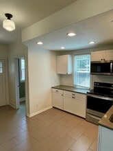 3321 Hickory St in Omaha, NE - Building Photo - Building Photo