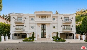 1455 Robmar Dr in Beverly Hills, CA - Building Photo