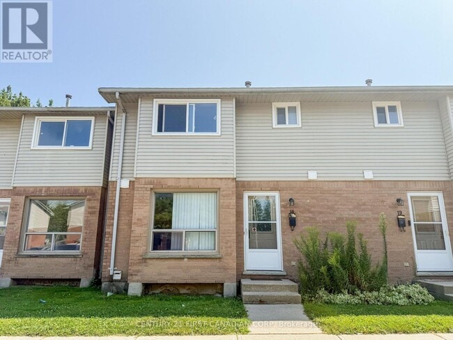property at 595-595 Third St