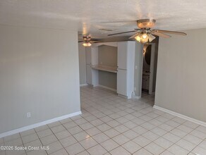 900 Camphor Way in Melbourne, FL - Building Photo - Building Photo