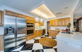 150 Belleview Blvd in Belleair, FL - Building Photo - Building Photo