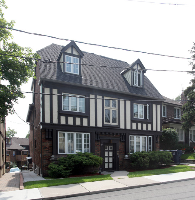 25 Mossom Rd in Toronto, ON - Building Photo - Primary Photo